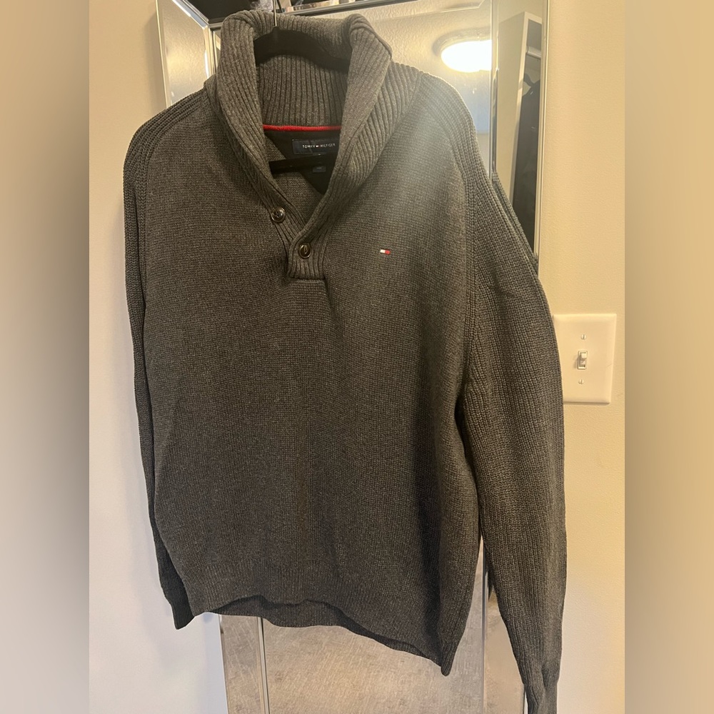Men’s Tommy Hilfiger Sweater